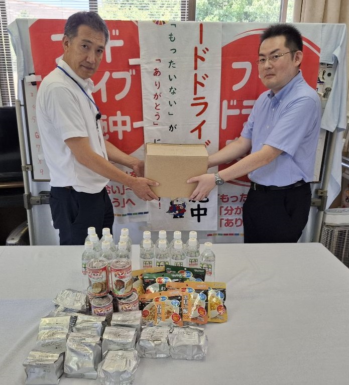 寄付された食料1